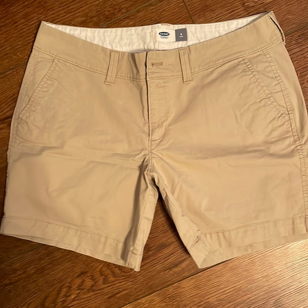 Women’s Old Navy Petite shorts